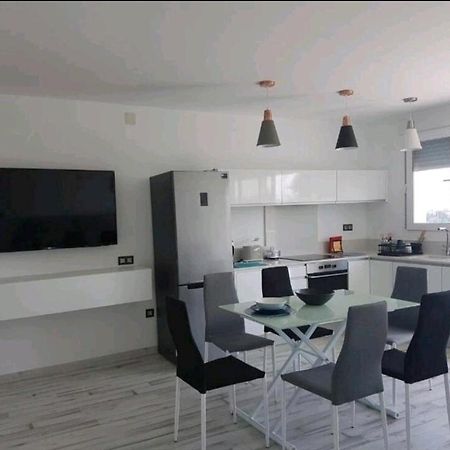 Lovely Beach House With Terrace San Juan Alicante El Campello Exteriör bild