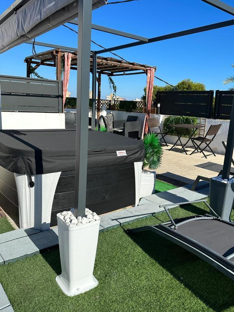 Lovely Beach House With Terrace San Juan Alicante El Campello Exteriör bild