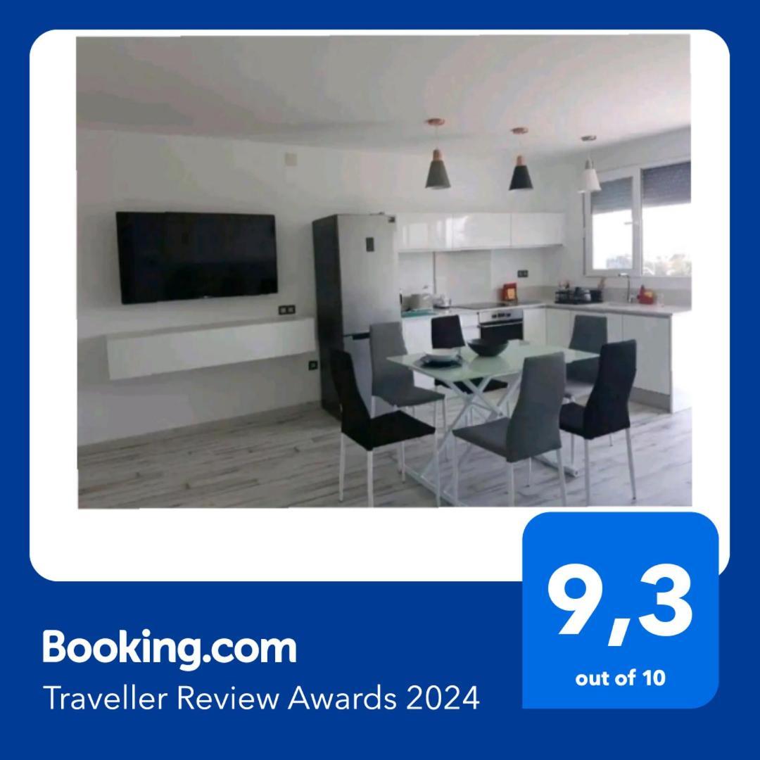 Lovely Beach House With Terrace San Juan Alicante El Campello Exteriör bild