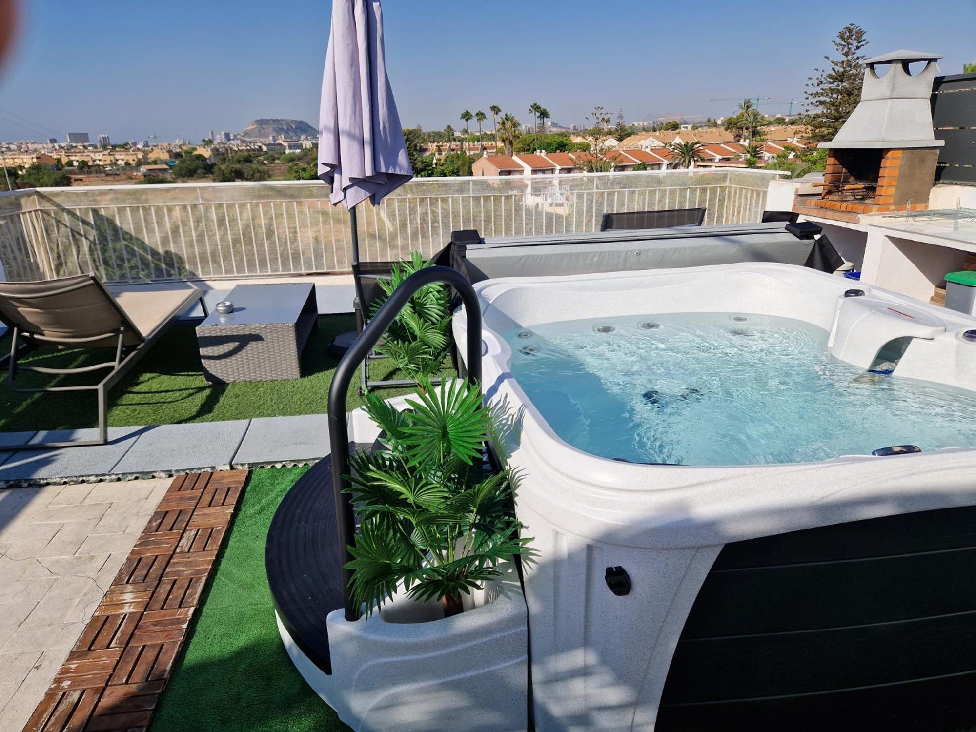 Lovely Beach House With Terrace San Juan Alicante El Campello Exteriör bild
